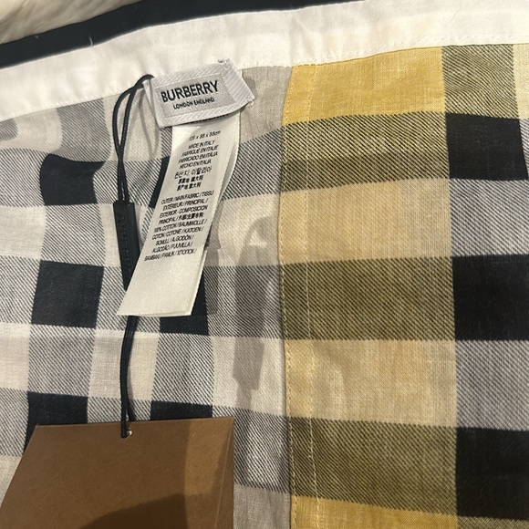 Authentic BURBERRY 100% Cotton vintage checkers triangle scarf - Picture 5 of 6